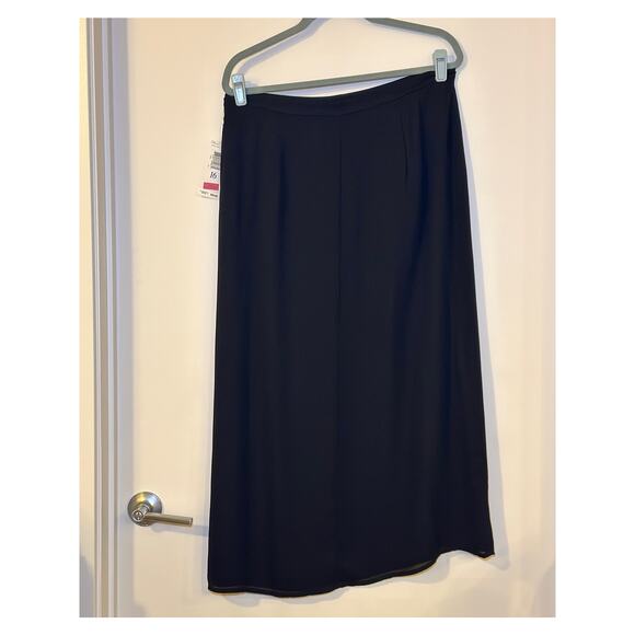 NWT First Issue Size 16 Black Spontaneity Career Floral Embroidered Midi Skirt - Picture 5 of 5